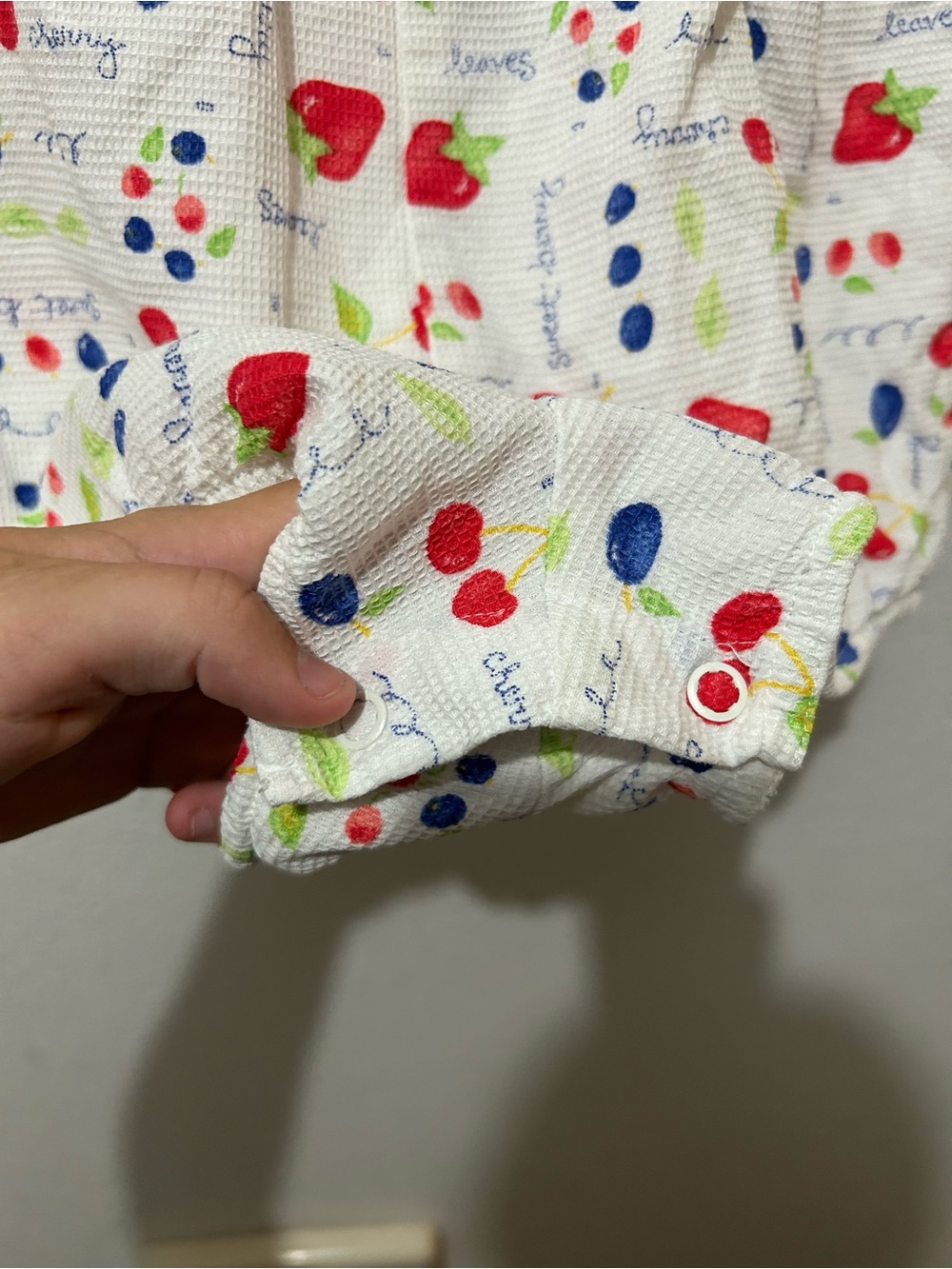Vintage Oshkosh Baby B'gosh Fruit Romper - Picture 3 of 8